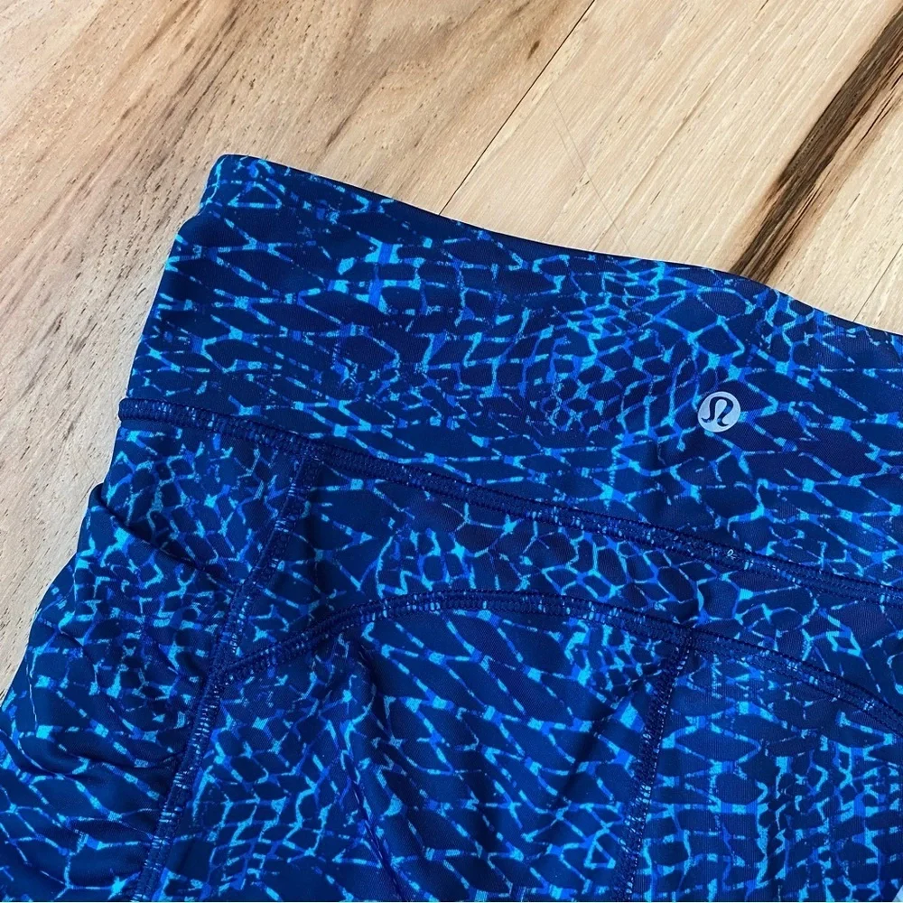 Lululemon Athletica Speed Track shorts and Tracker Shorts Women's size 6 - Picture 5 of 7